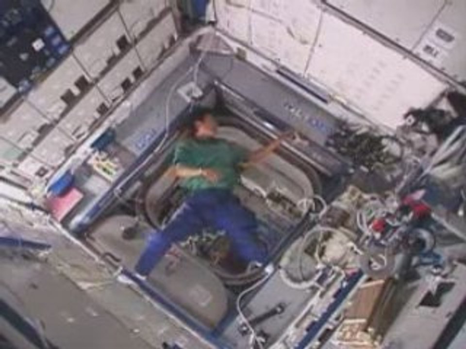 un Boomerang dans l'espace