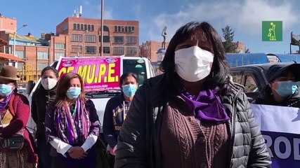 La línea Lila, el transporte público de mujeres que desafía al machismo en Bolivia