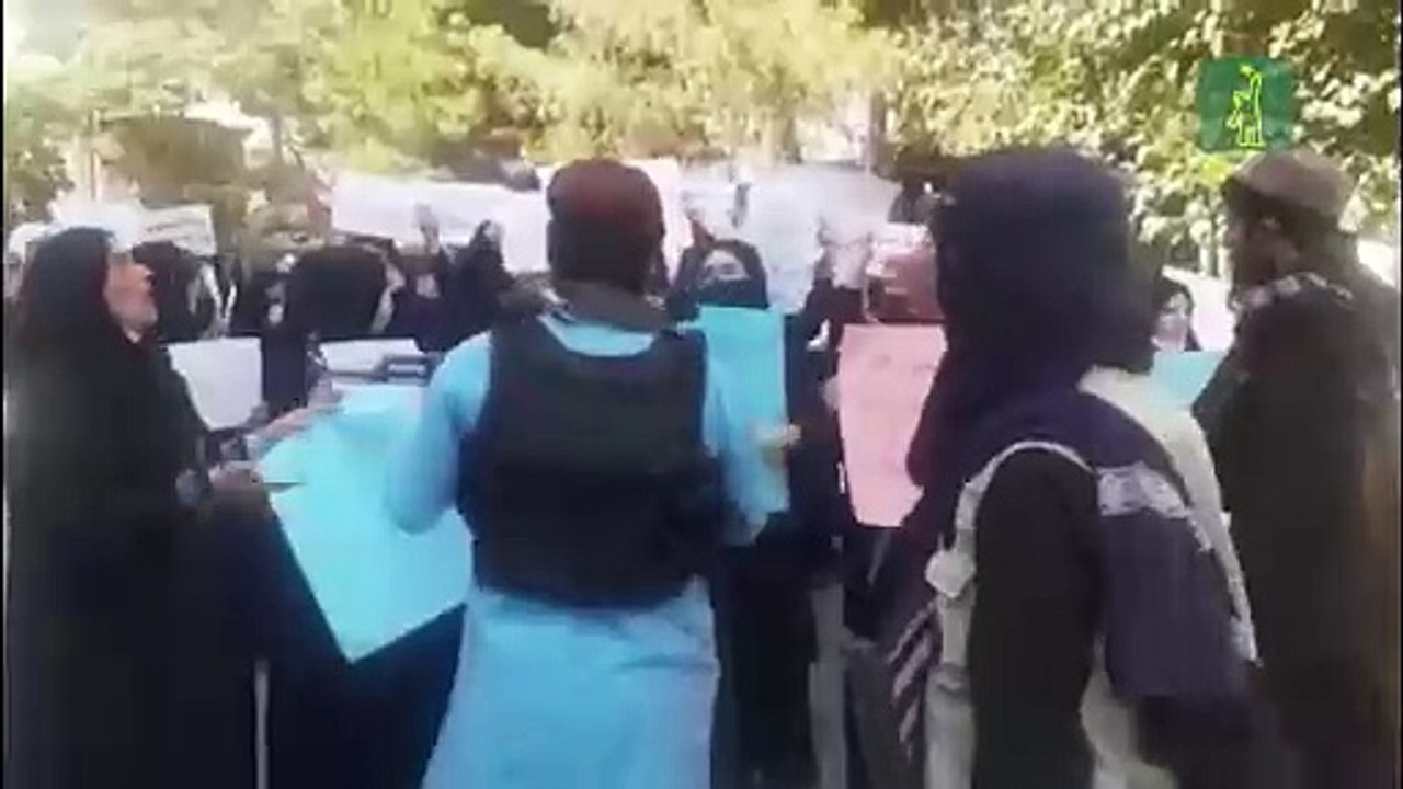 Manifestaciones en Afganistán en apoyo a la resistencia contra los talibanes