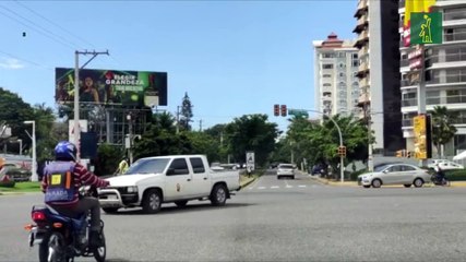 Semáforos apagados causan trastornos en el tránsito del Gran Santo Domingo