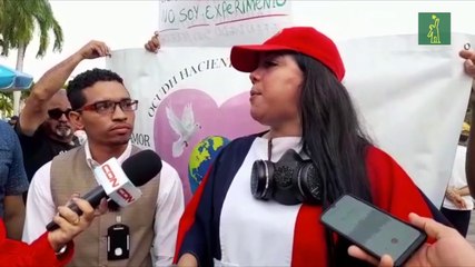 "No nos van a envenenar": los antivacunas llevan quejas al Palacio Nacional