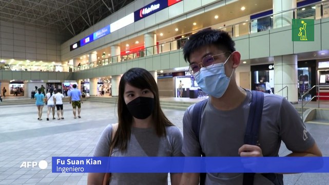 Robots patrulleros despiertan temores en Singapur