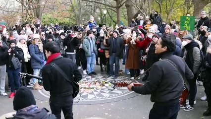 Nueva York recuerda a Lennon cuando se cumplen 41 años de su muerte