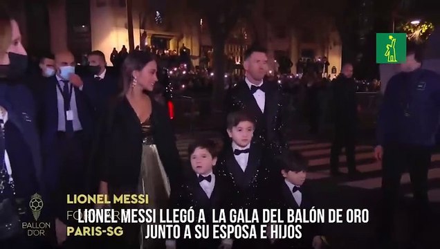 Lionel Messi llegó a la gala del Balón de Oro junto a su esposa e hijos