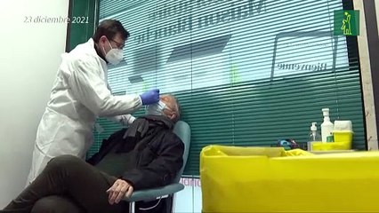 Más de 7.000 vuelos cancelados este fin de semana mientras ómicron se propaga por el mundo