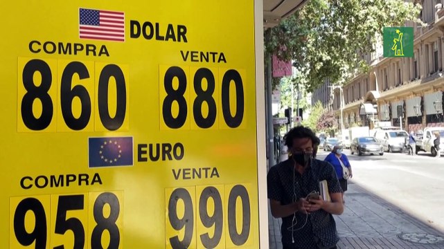 Mercados desploman tras triunfo electoral del izquierdista Gabriel Boric en Chile