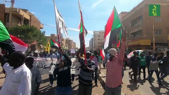 Primer ministro de Sudán dimite tras golpe de Estado y violenta represión