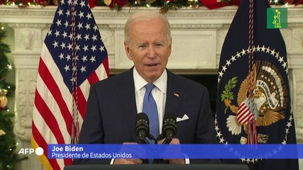 Biden asegura que EEUU está preparado y pide evitar alarmarse por ómicron