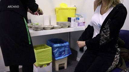 Ciclo menstrual puede retrasarse levemente tras la vacuna anticovid, según estudio