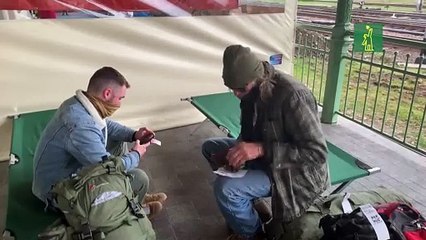 De Estados Unidos al frente para dar la vida por Ucrania