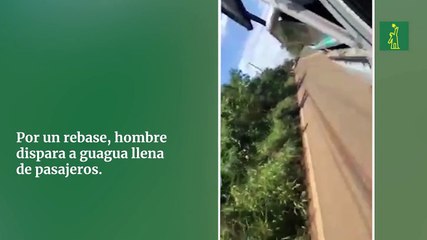 Por un rebase, hombre dispara a guagua llena de pasajeros