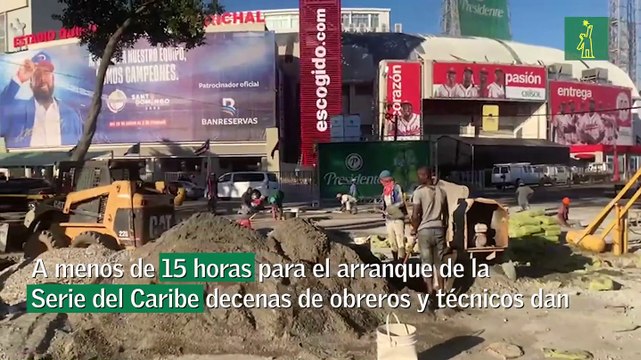 A menos de 15 horas para el arranque de la Serie del Caribe decenas de obreros y técnicos dan los toques finales para poner el estadio Quisqueya a punto para el evento de seis países.
