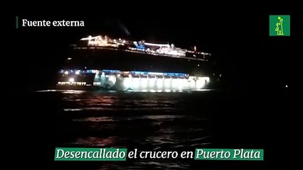 Desencallado crucero en Puerto Plata