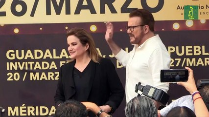 Pimpinela celebra su 40 aniversario y el éxito de su tema "Traición"