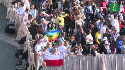 Las esposas de los soldados del batallón Azov piden ayuda al papa