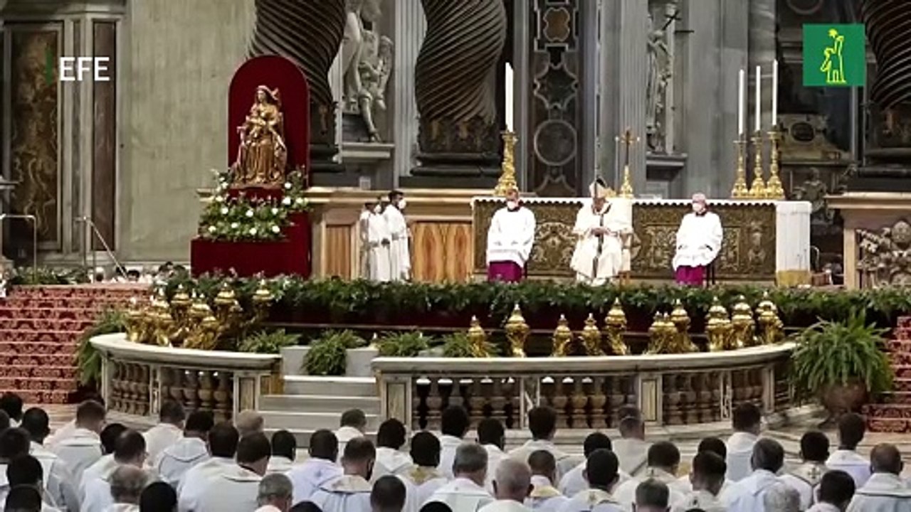 El papa advierte en la misa Crismal a los curas de la mundanidad