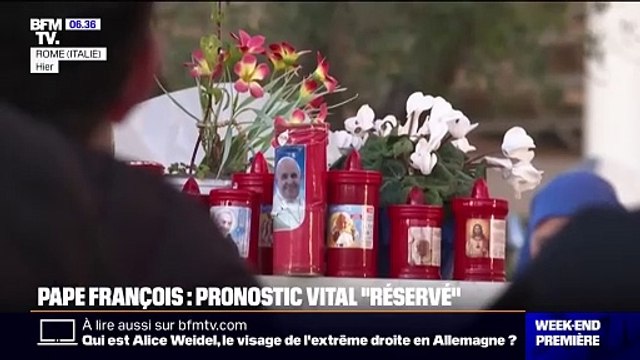 Les fidèles chrétiens apportent leur soutien au Pape François, hospitalisé depuis une semaine