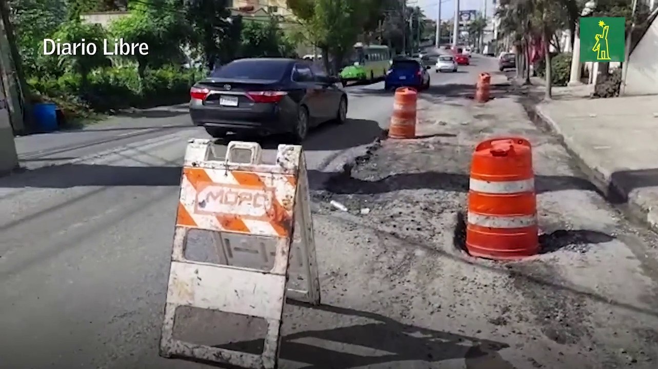 Obras Públicas repara tramo de avenida República de Colombia