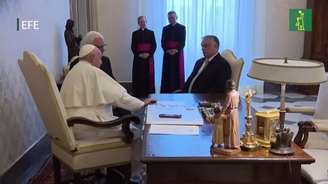 El papa habla con Orbán de la acogida de refugiados ucranianos en Hungría