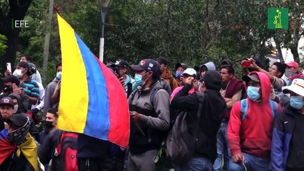 Miles de indígenas marchan hacia el centro de Quito para exigir mejores condiciones de vida