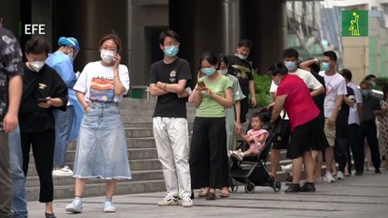 Adiós al miedo: la propaganda china da un giro para despedir al cero covid