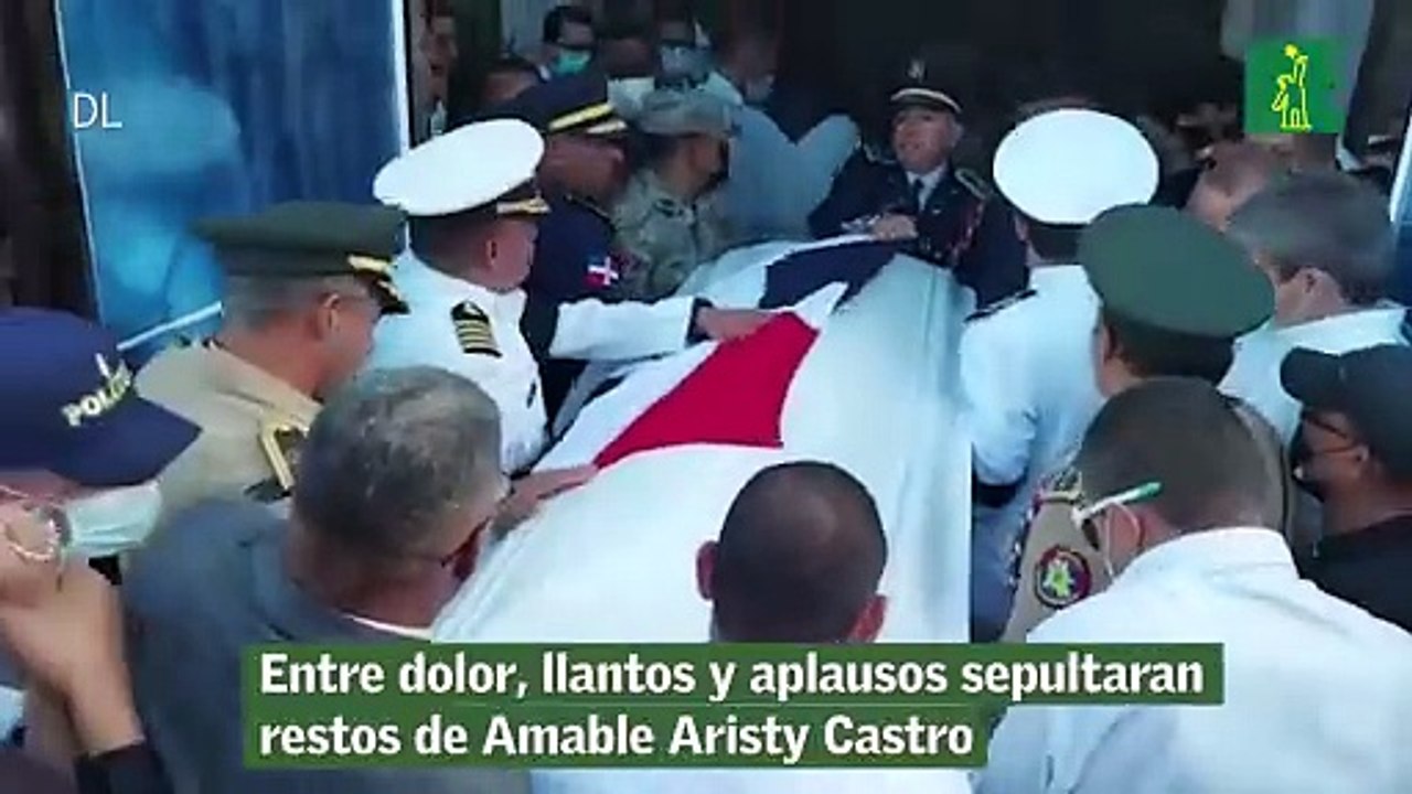 Entre dolor, llantos y aplausos sepultaran restos de exsenador de La Altagracia
