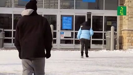 Chicago registra una gran nevada mientras millones de personas están sin luz por la tormenta