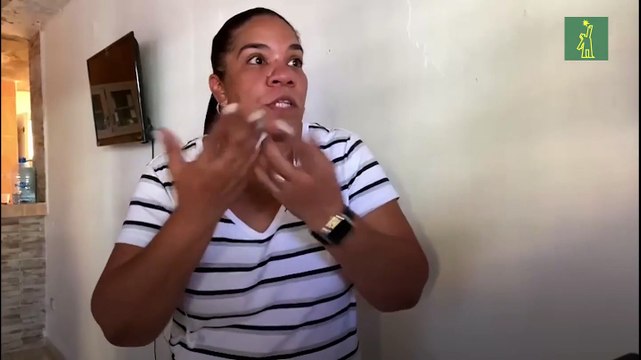 Familiares de la joven boricua embarazada asesinada a puñaladas por su pareja sentimental el pasado 31 de diciembre en Villa Carmen