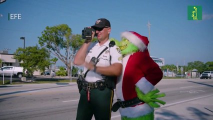 El Grinch cambia las multas de tráfico por cebollas en Florida