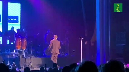 Cantándole al amor y al despecho, Víctor Manuelle recorre éxitos en el Jaragua