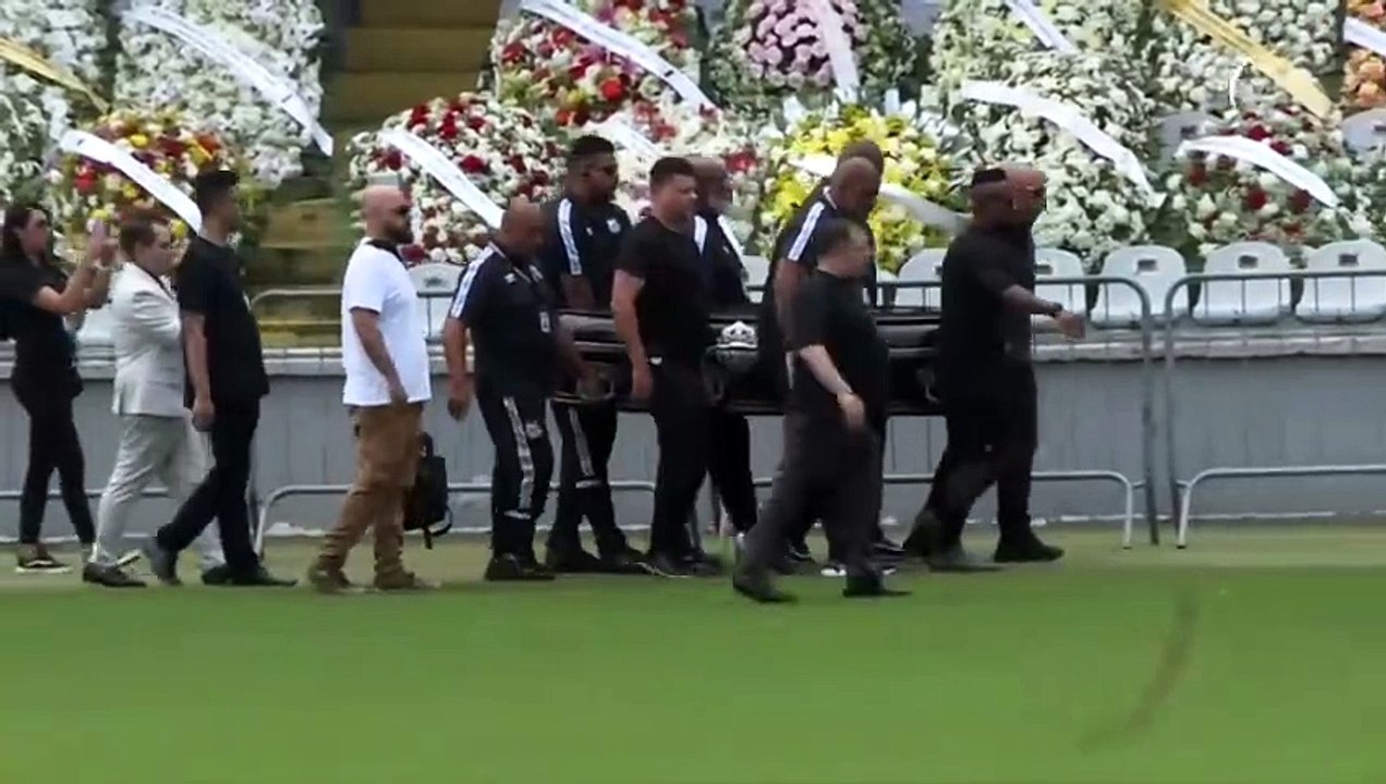 Comenzó el velorio de Pelé en el estadio del Santos