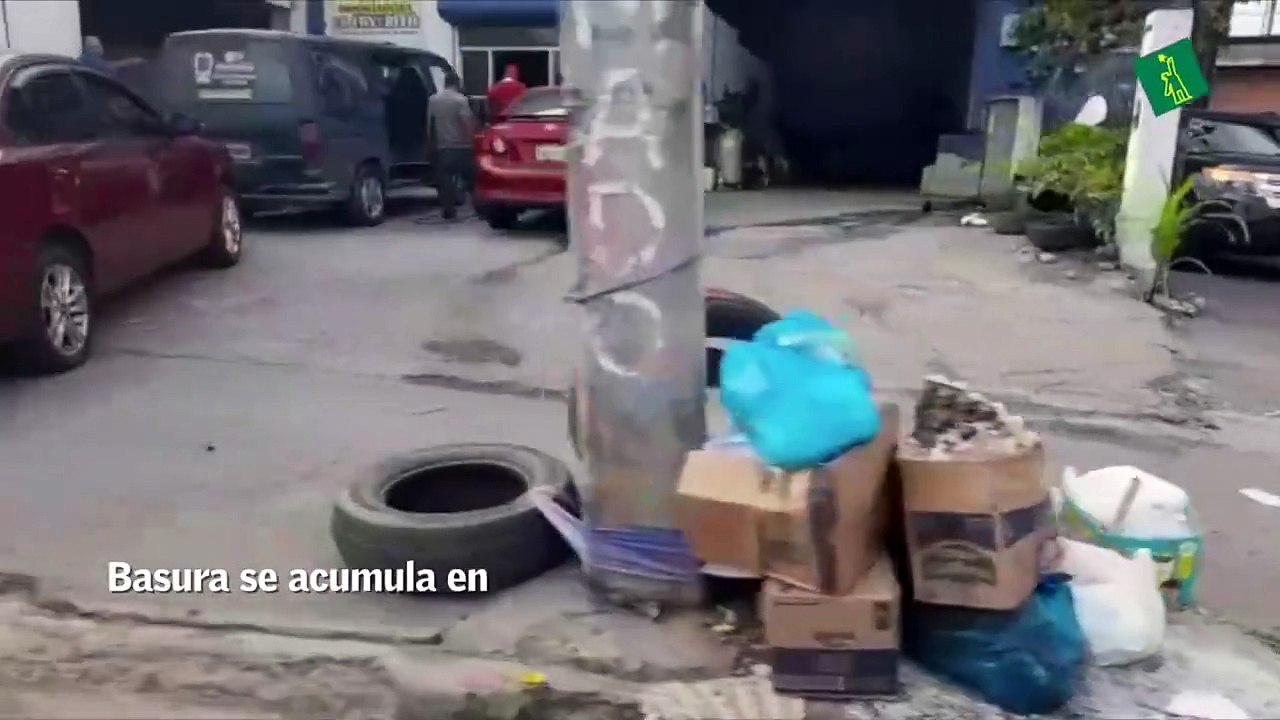 Basura se acumula en algunas calles y avenidas de Santo Domingo Oeste