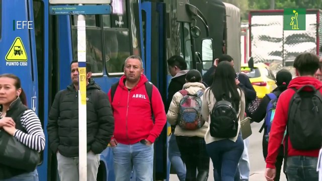 Bogotá vive su día sin carro y cambia las ruedas de los coches por la bicicleta
