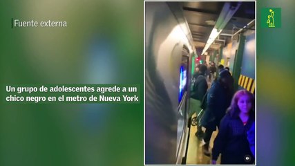 Un grupo de adolescentes agrede a un chico negro en el metro de Nueva York