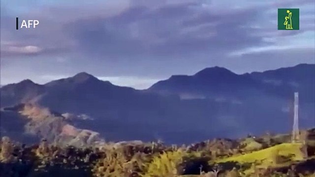 Evacuación ante riesgo de erupción del volcán Nevado del Ruiz en Colombia