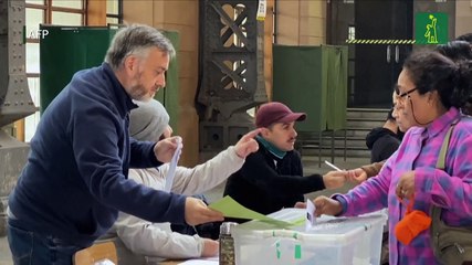 Chile elige nuevos constituyentes tras rechazo de proyecto de Constitución