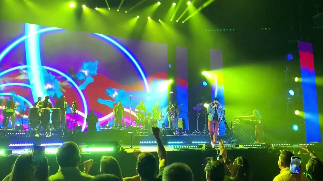 Puerto Rico baila al ritmo de Juan Luis Guerra y su gira mundial "Entre Mar y Palmeras"