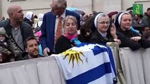 El Papa Francisco pide paz en Ucrania y solidaridad con los migrantes en el Mediterráneo