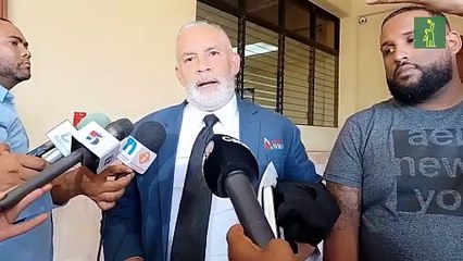 Familia de Donally pide incluir en acusación a otros policías