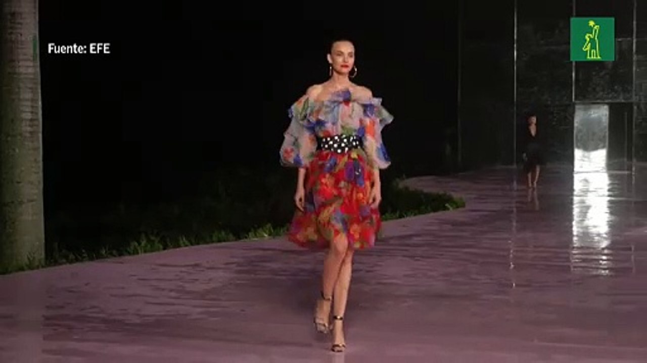 Carolina Herrera se inspira en la energía y ale...