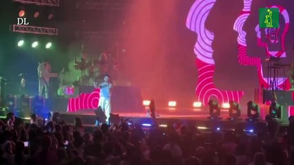 Camilo se reencuentra con tribu dominicana