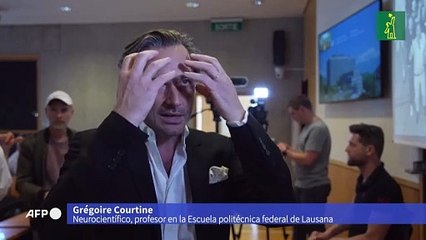 Un parapléjico vuelve a caminar gracias a la combinación de dos tecnologías