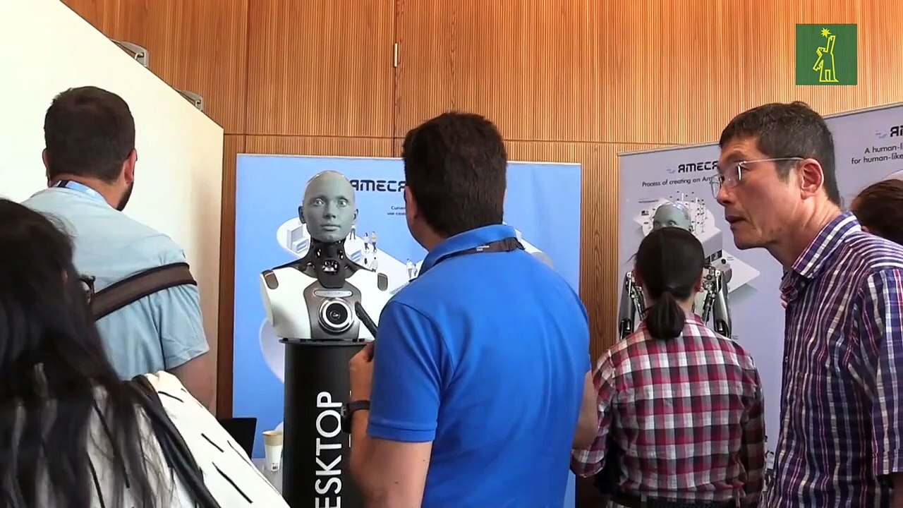 El robot Ameca: "Los humanos no deberían tener miedo de las inteligencias artificiales"