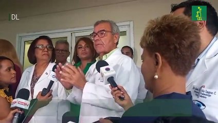 Médicos del Moscoso Puello levantan paro tras promesa del SNS invertir RD$300 MM