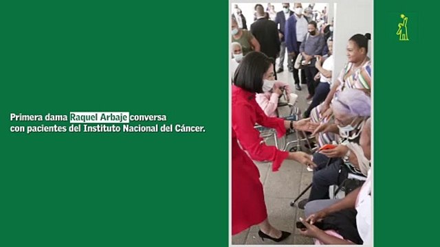 Primera dama Raquel Arbaje conversa con pacientes del Instituto Nacional del Cáncer