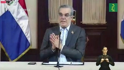 Abinader asegura que "todo está listo" para el próximo año escolar