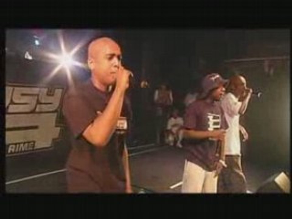 Psy 4 live au doc des suds: Medley part.1