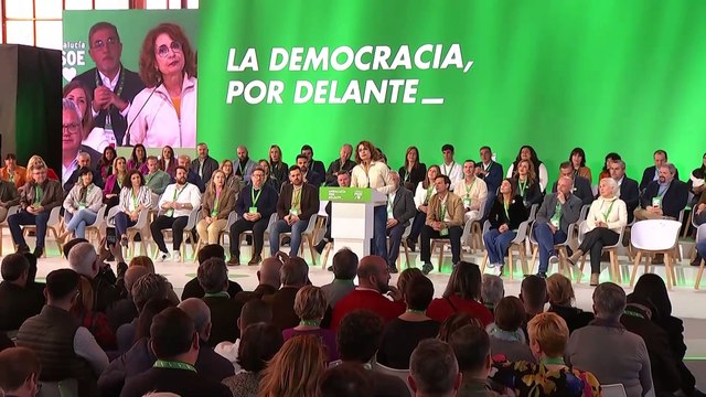 Cruce de reproches entre el Gobierno y PP en una jornada marcada por la Educación Pública