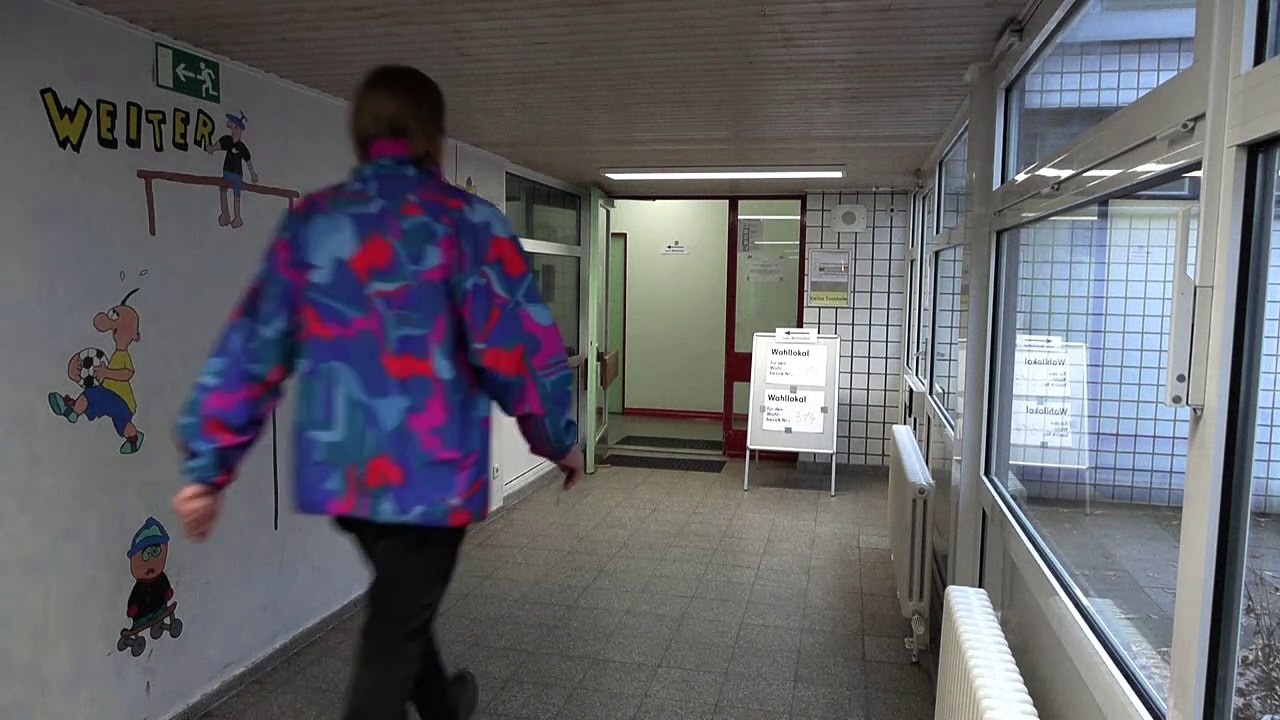 Hohe Wahlbeteiligung in Berlin am Mittag