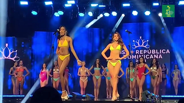 Desfile en traje de baño de las candidatas a Miss República Dominicana Universo